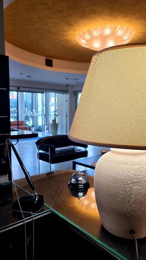 Hotel Insteia ポッラ エクステリア 写真