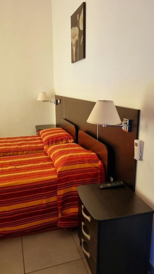 Hotel Insteia ポッラ エクステリア 写真
